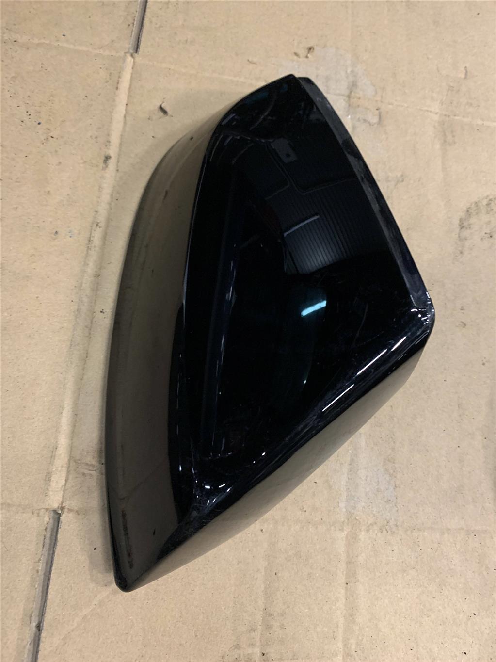 Audi Q7 (4M) 2015-2019 для Накладка зеркала правого