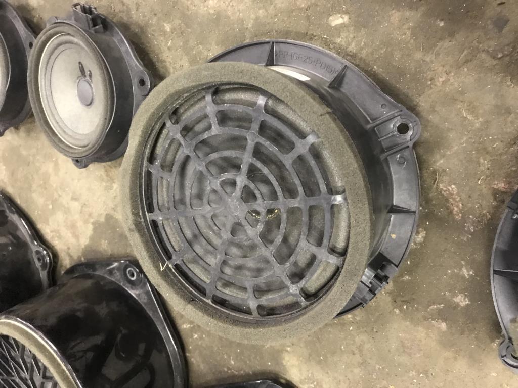 Audi A6 C7 для Динамик