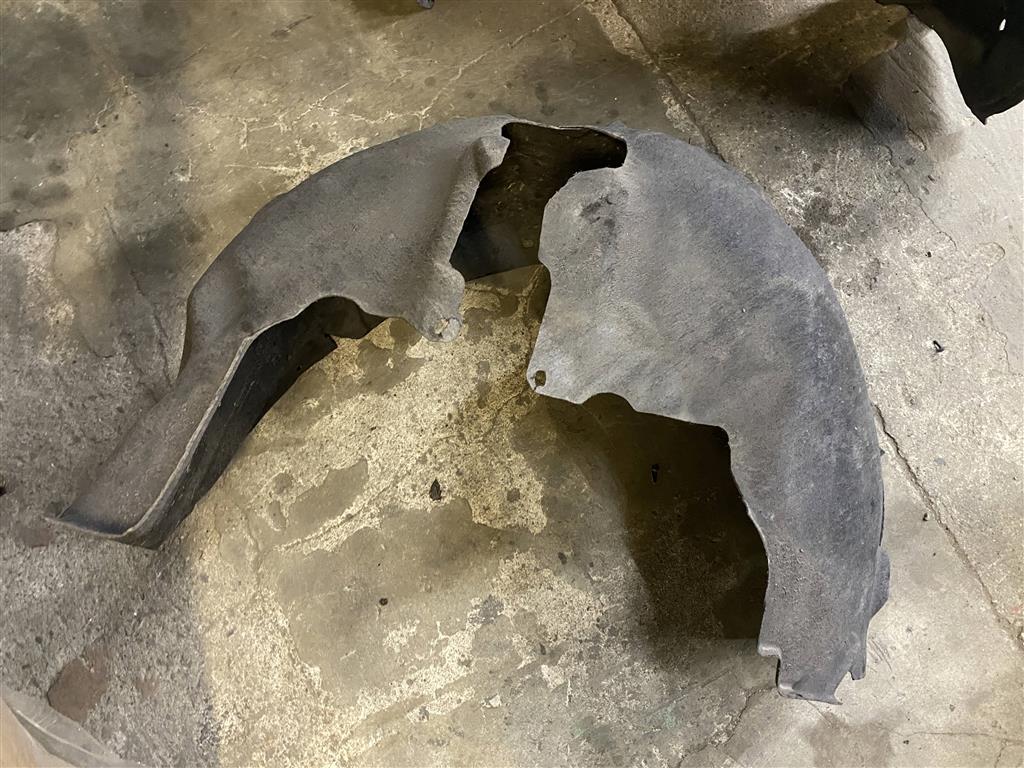 Audi A6 C7 для Локер задний левый(подкрылок)