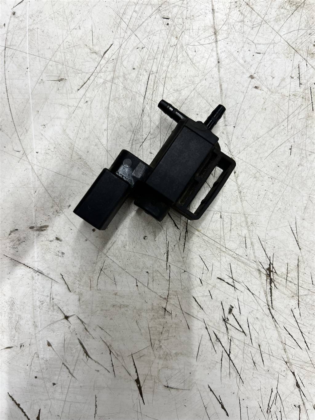 Skoda Octavia (A5 1Z-) 2008-2013 рестайлинг для Электромагнитный клапан