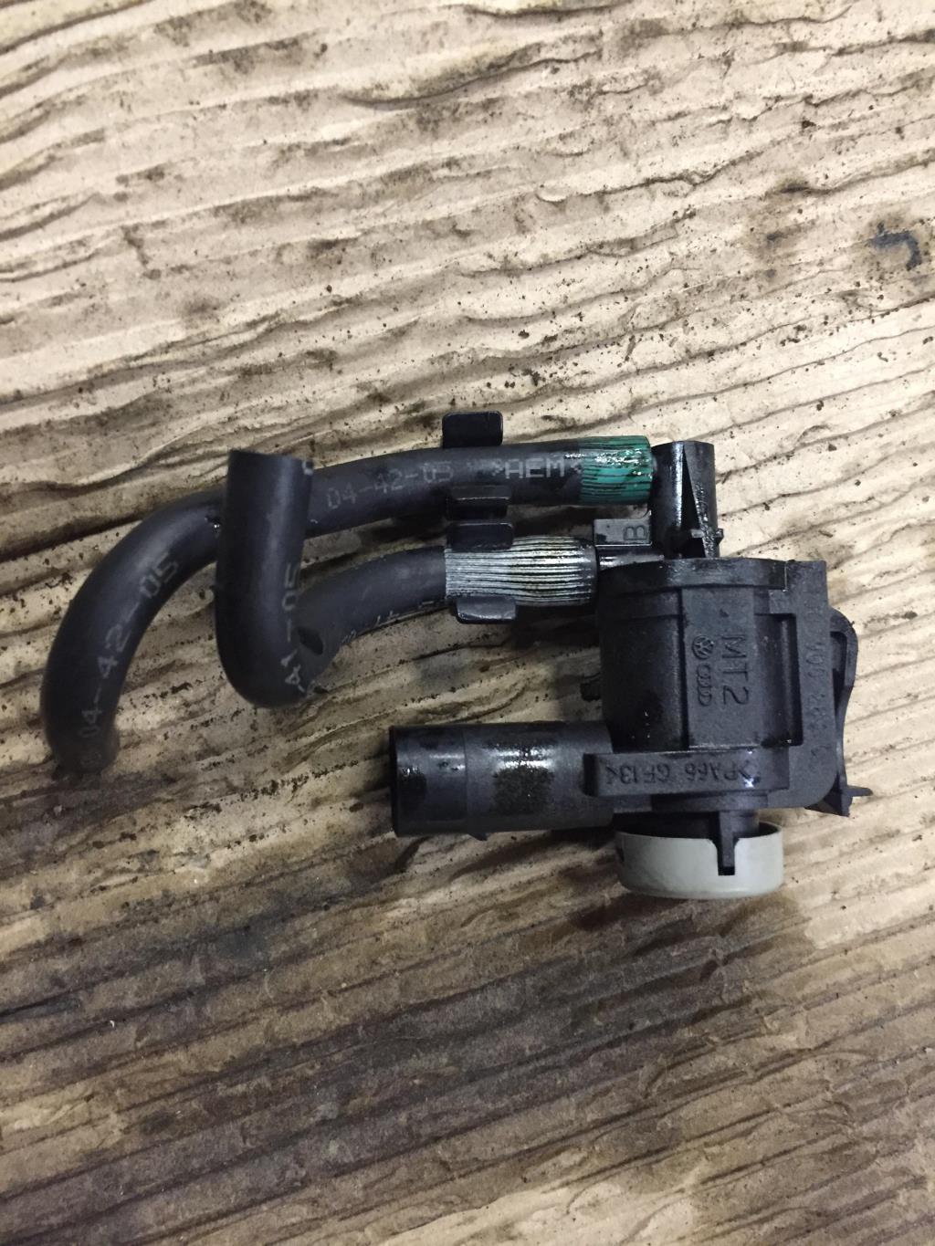 Volkswagen Jetta 2005-2011 для Клапан электромагнитный