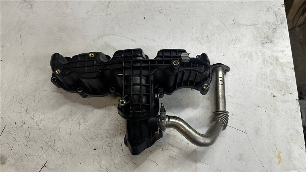 Volkswagen Passat (B7) 2011-2015 для Коллектор впускной