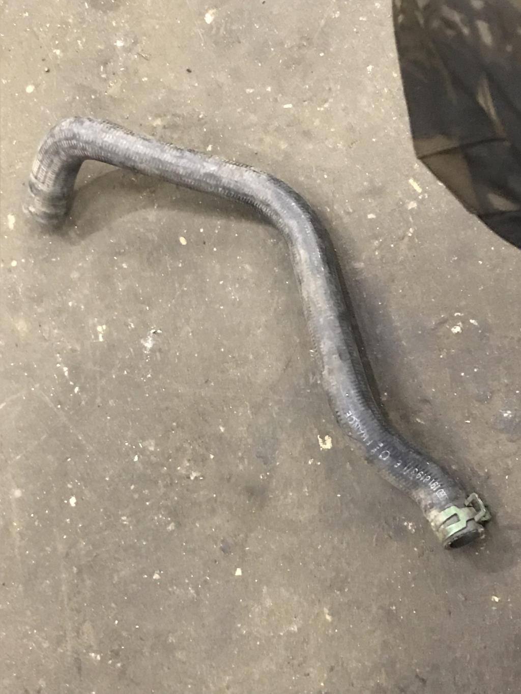 Volkswagen Passat (B3) 1988-1993 для Патрубок