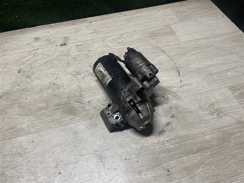 BMW 5-серия F10/F11 2009> для Стартер