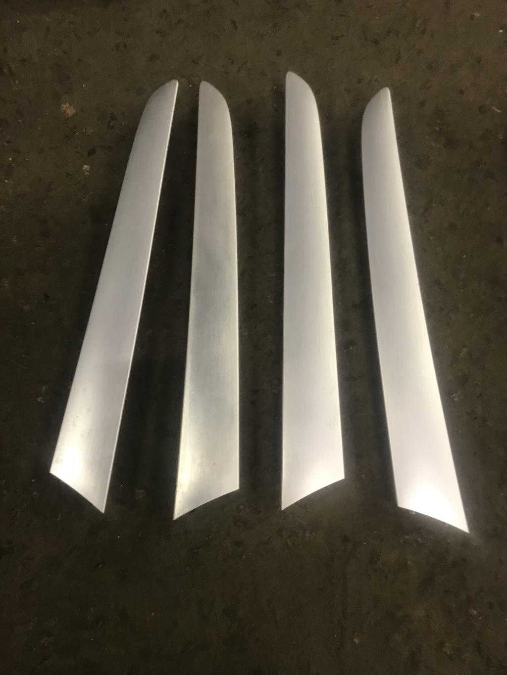 Audi Q5 (8R) 2009-2012 для Декоративная накладка обшивки двери