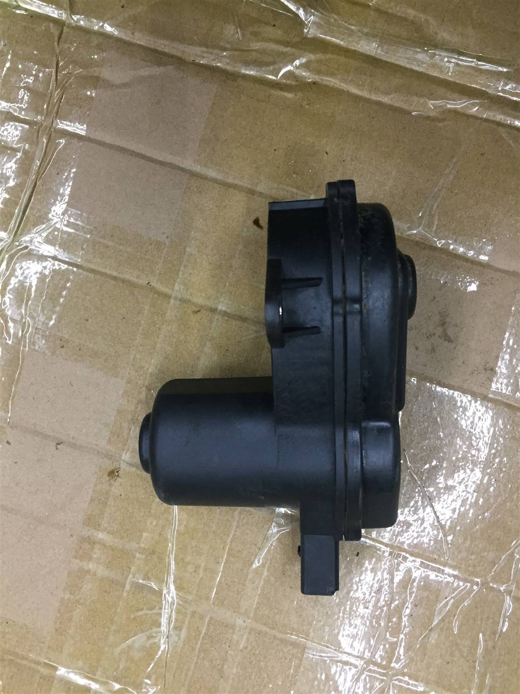 Audi A4 (B8 8K) 2012-2015 для Электромотор тормозного суппорта