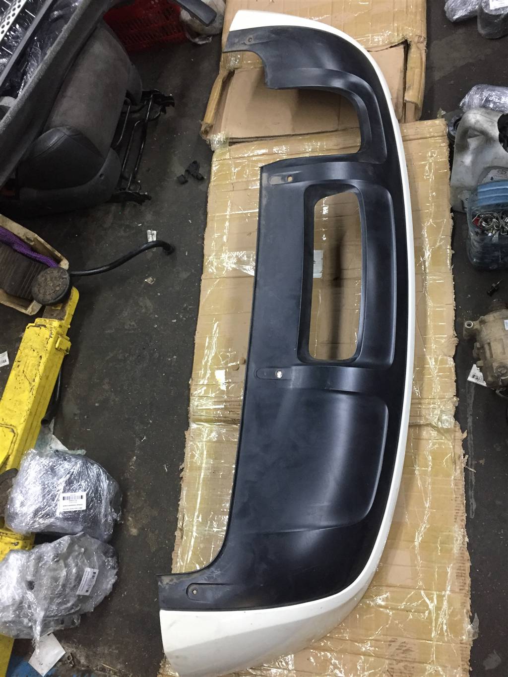 Audi Q3 (8U) 2011-2014 для Юбка заднего бампера