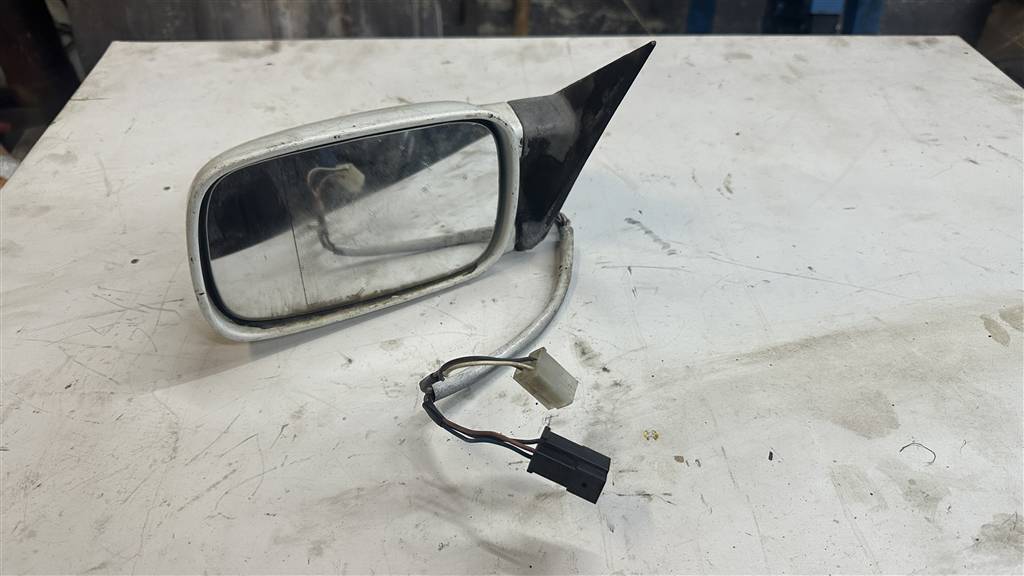 Volkswagen Passat (B3) 1988-1993 для Зеркало левое наружнее