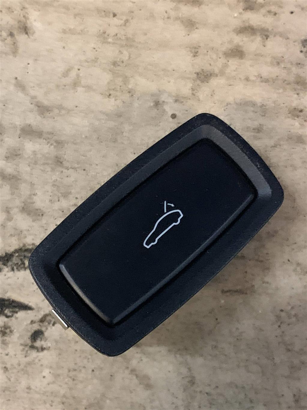 Porsche   Cayenne III 2018 - >> для кнопка багажника