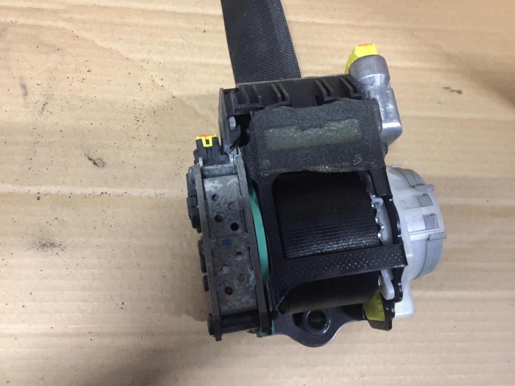 Audi A5/S5 Coupe (8T) 2007-2011 для Ремень безопасности с пиропатроном