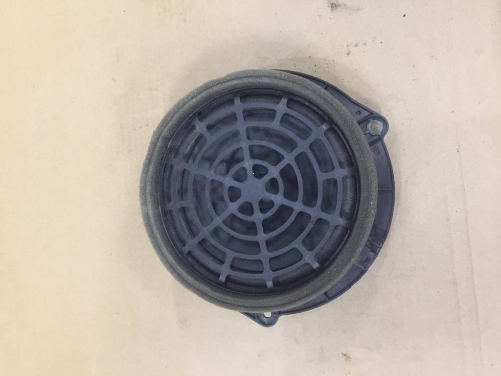 Audi A6 C7 для Динамик