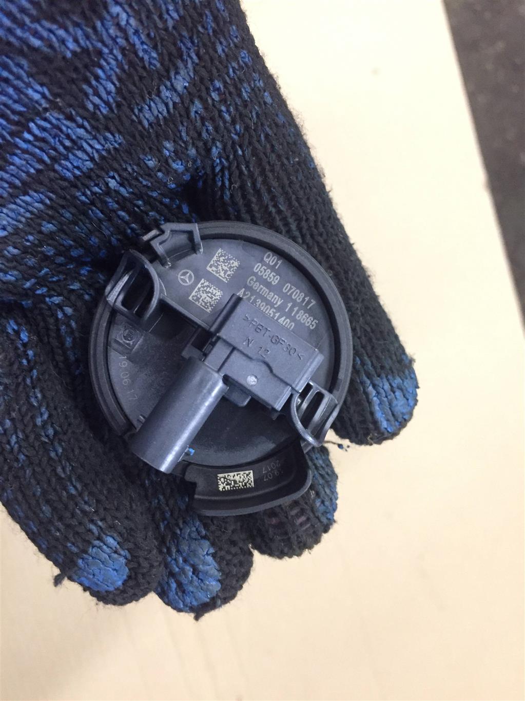 Mercedes-Benz W205 C205 Coupe для Датчик удара (Airbag)