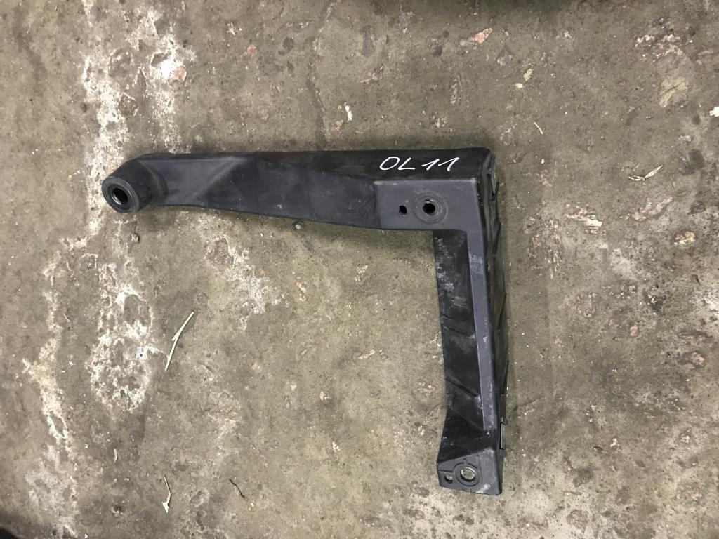 Volkswagen Touareg 7L 2007-2010 для Кронштейн бампера