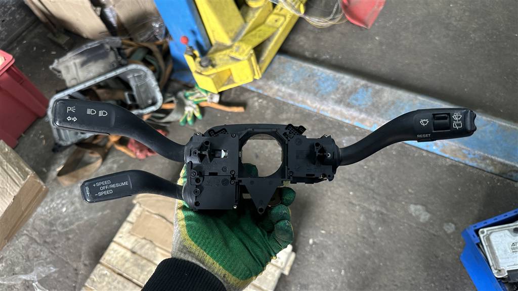 Porsche  Cayenne 957 2007-2010 для Подрулевой переключатель