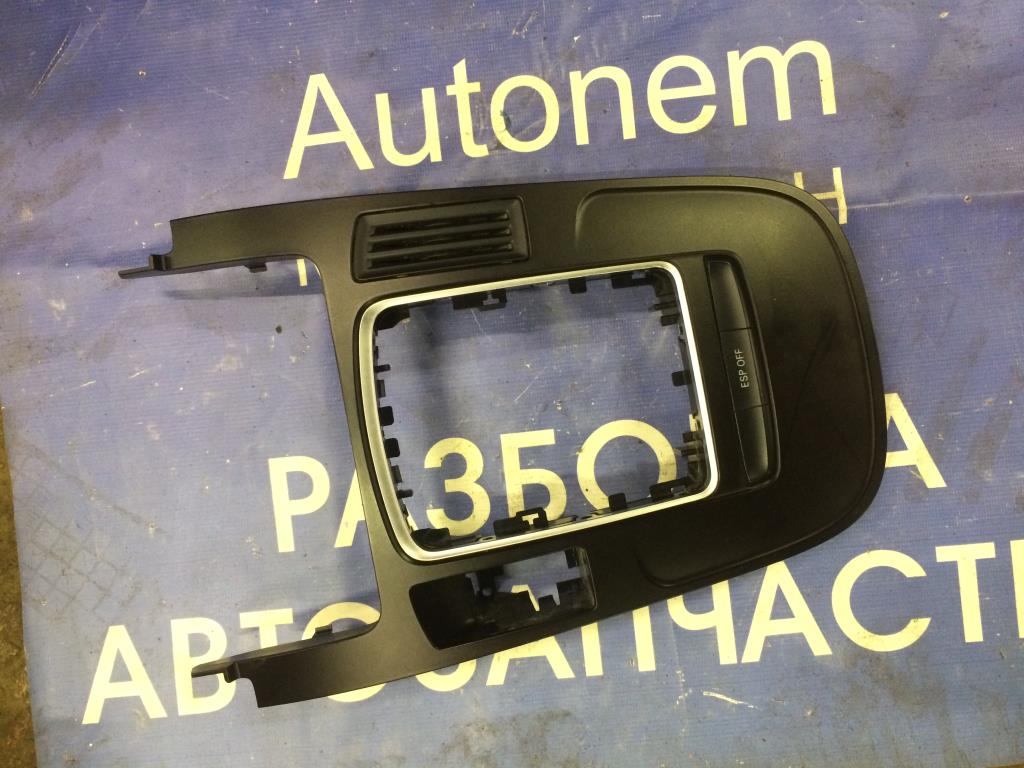 Audi A4 (B8) 2007-2012 для Консоль