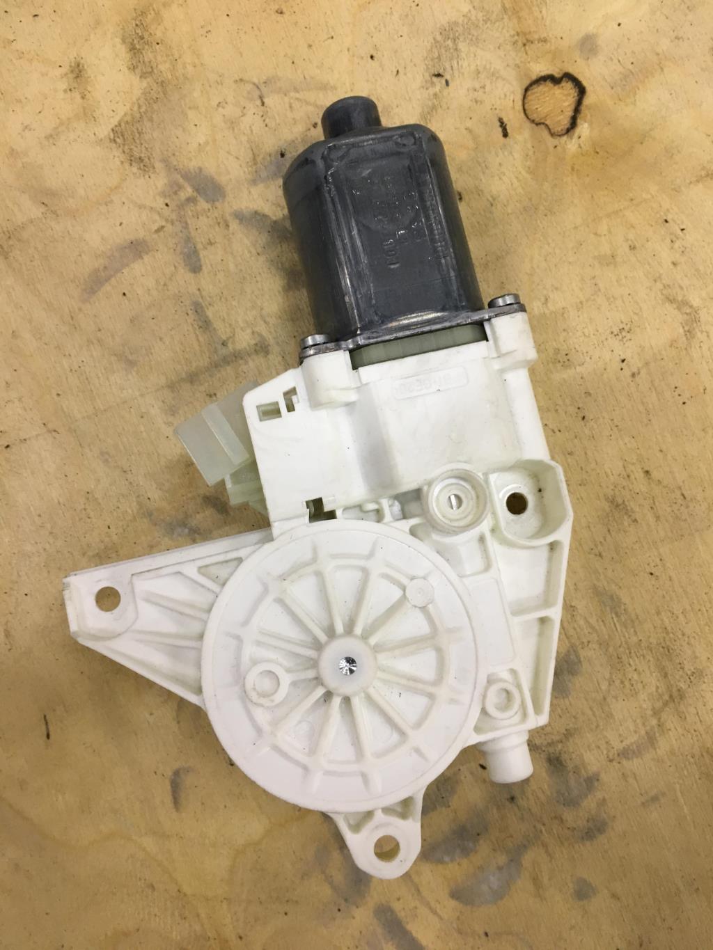 Mercedes-Benz W166 ML 2011-2015 для Мотор стеклоподъемника