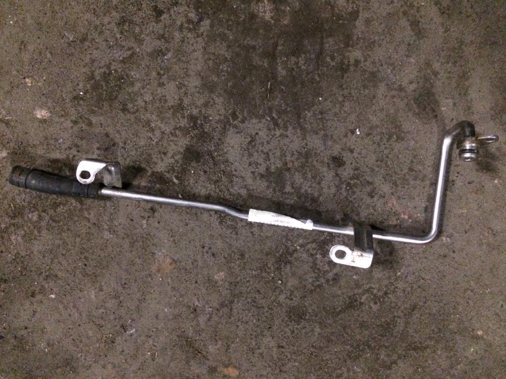 Volkswagen Golf V 2003-2009 для Труба напорной линии турбины