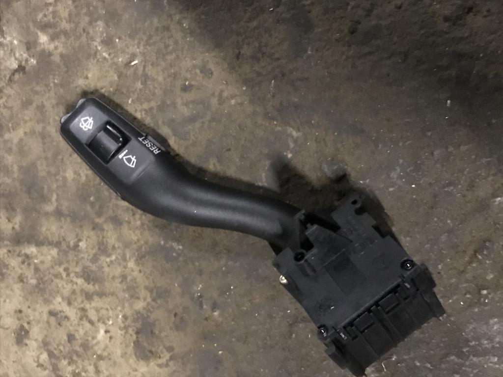 Audi A8 [D3,4E] 2004-2010 для Подрулевой переключатель