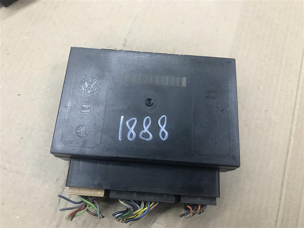 Volkswagen Touareg 7L 2007-2010 для Блок комфорта