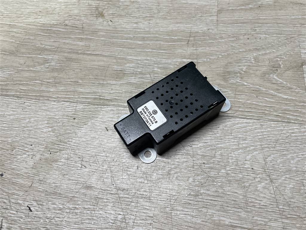 Volkswagen Golf VI 2009-2012 для Помехоподавляющий фильтр