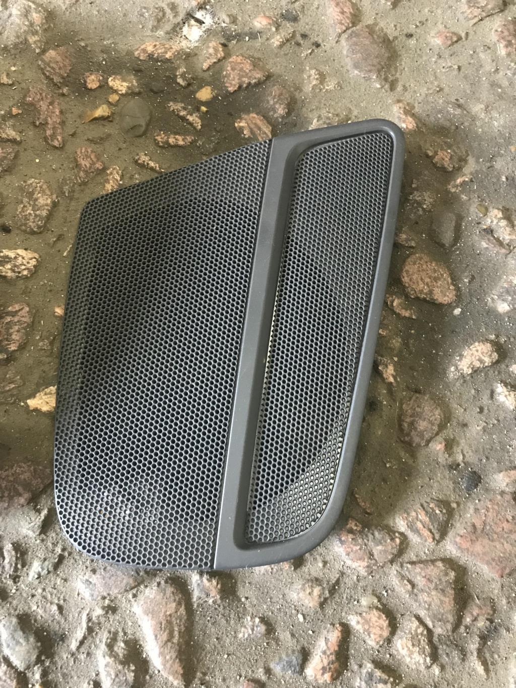 Audi A4 Allroad 2008-2012 для Решетка динамика