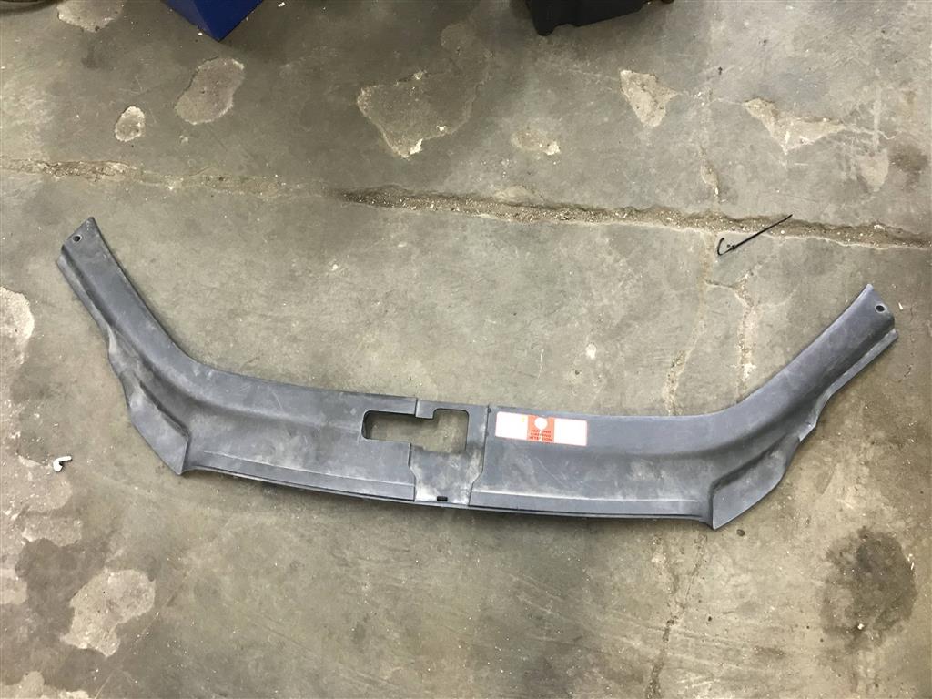 Audi Q7 (4L)  2005 - 2009 для Накладка жабо передней панели