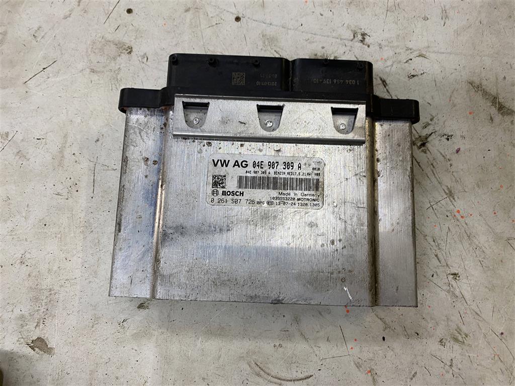 Skoda Octavia A7 для Блок управления двигателем