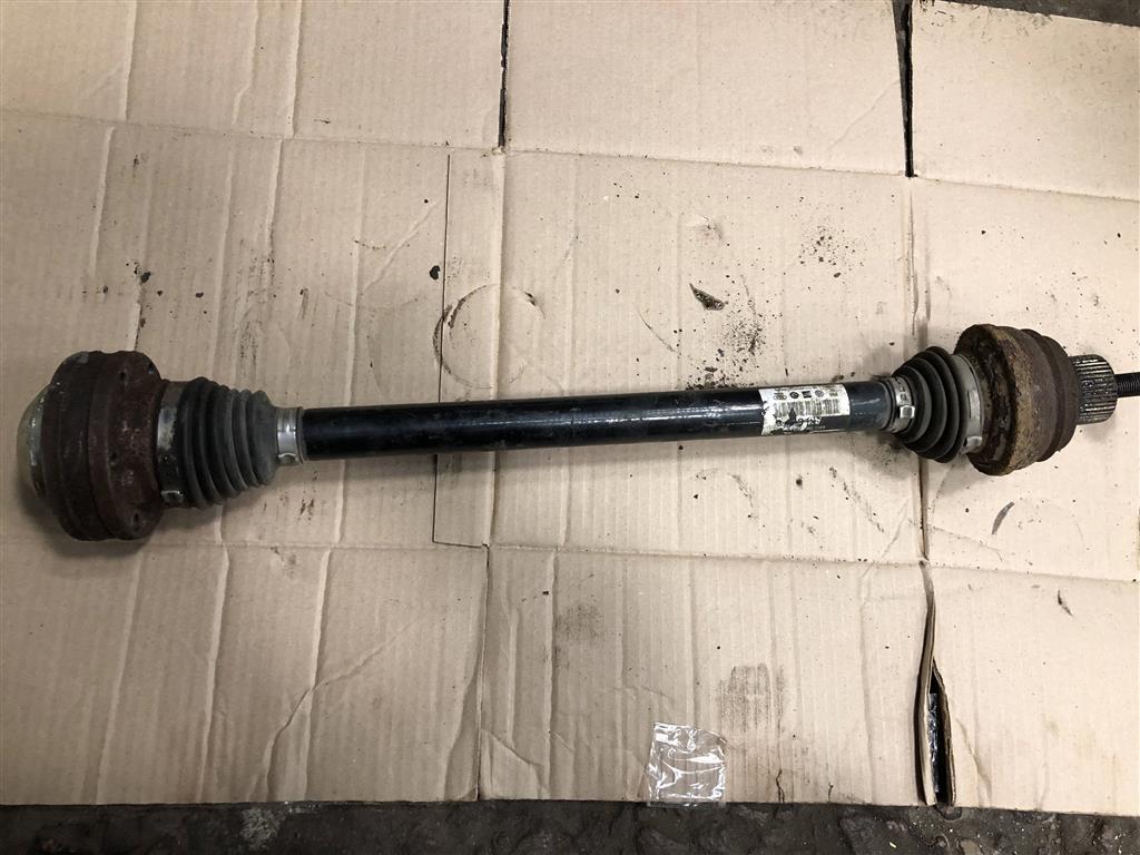 Audi A8 (D4,4H) 2011-2014 для Приводной вал (привод)