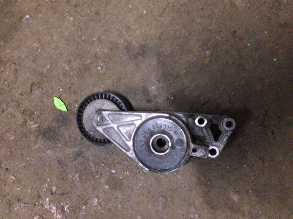 Volkswagen Golf V 2003-2009 для Натяжитель ремня