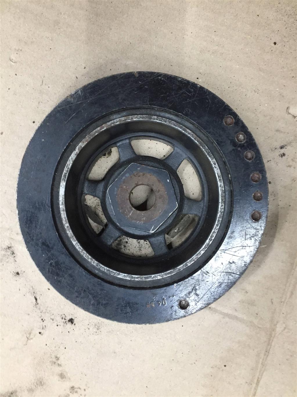 Volkswagen Passat (B5) 1996-2000 для Шкив коленвала