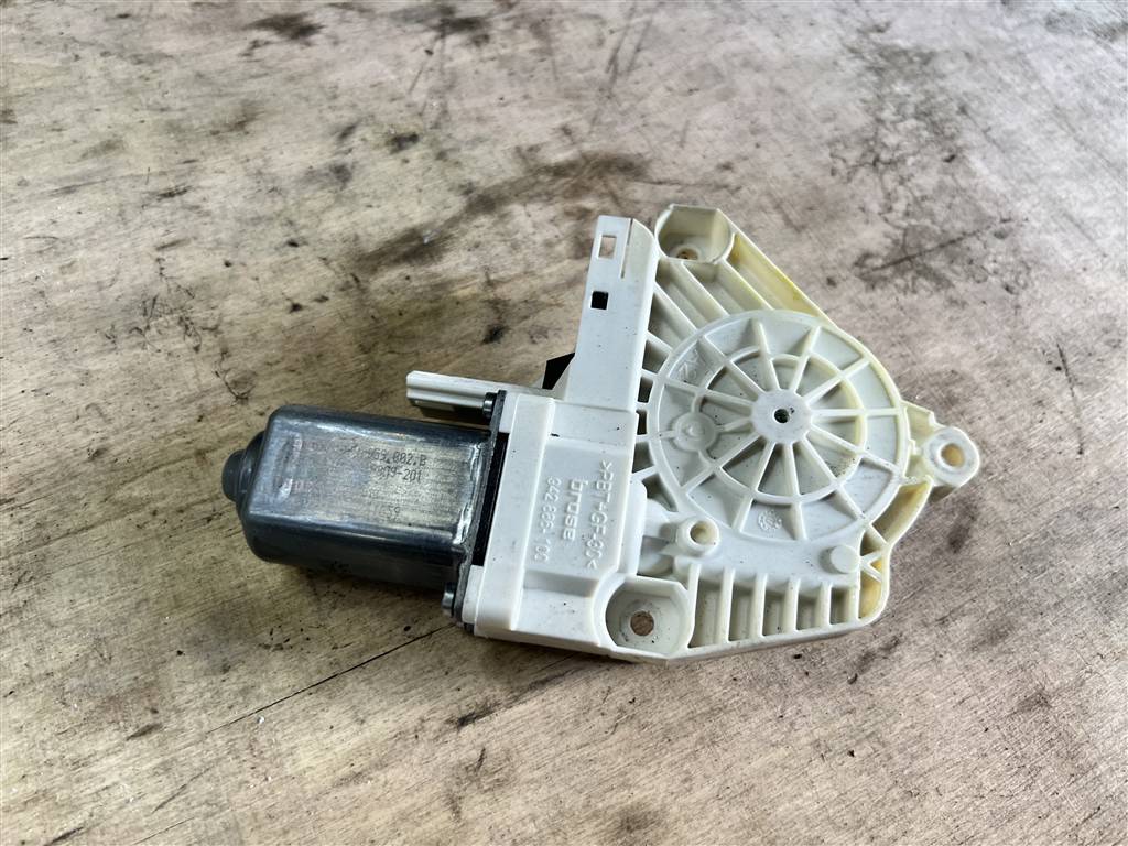 Audi A6 C7 для Мотор стеклоподъемника