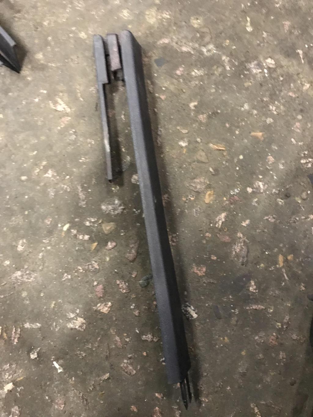 Audi Q7 (4L)  2005 - 2009 для Накладка направляющей сиденья