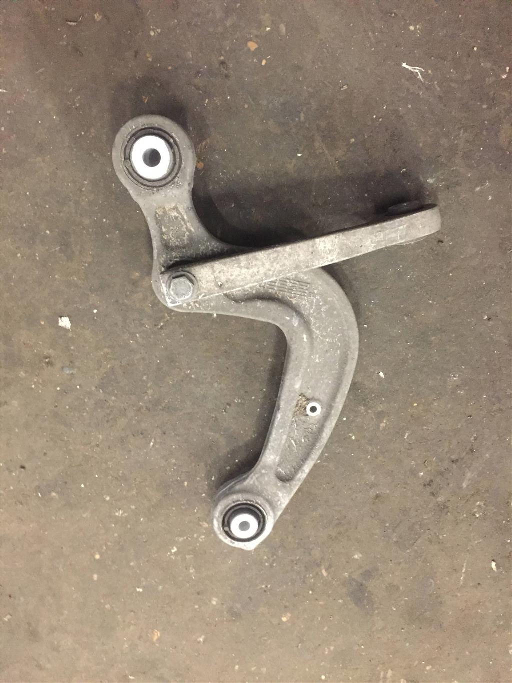 Audi A5/S5 Coupe (F5) 2016-2020 для Рычаг задний поперечный