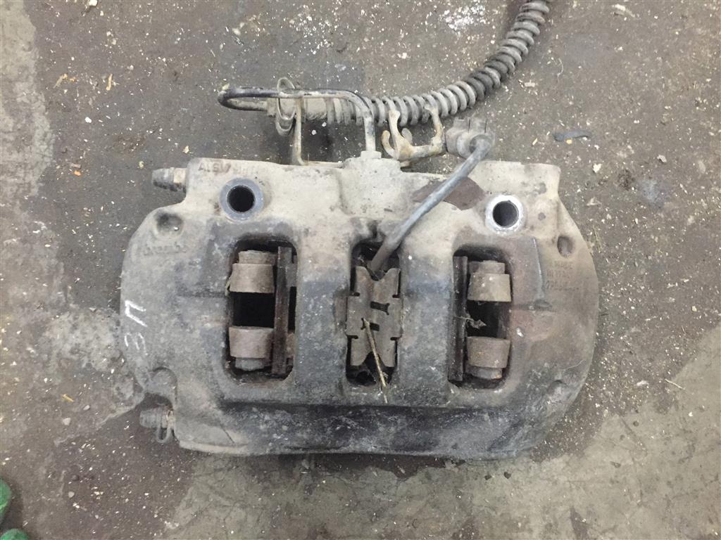 Porsche  Cayenne 958 2010-2014 для Суппорт задний правый