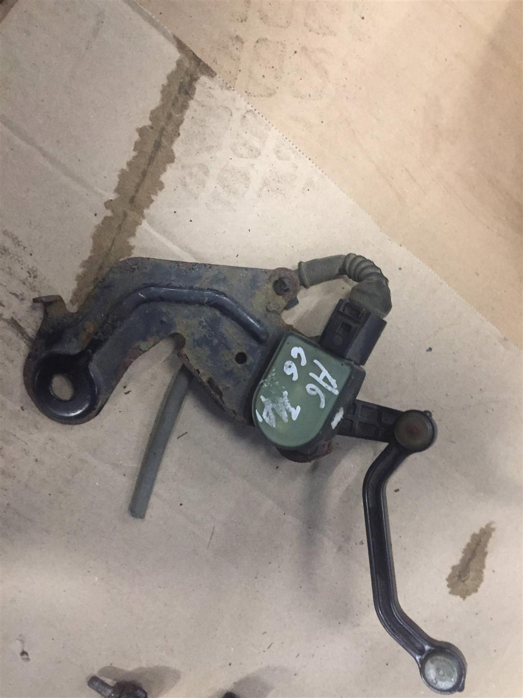 Audi A6 (C6 4F) 2005-2008 для Датчик дорожного просвета