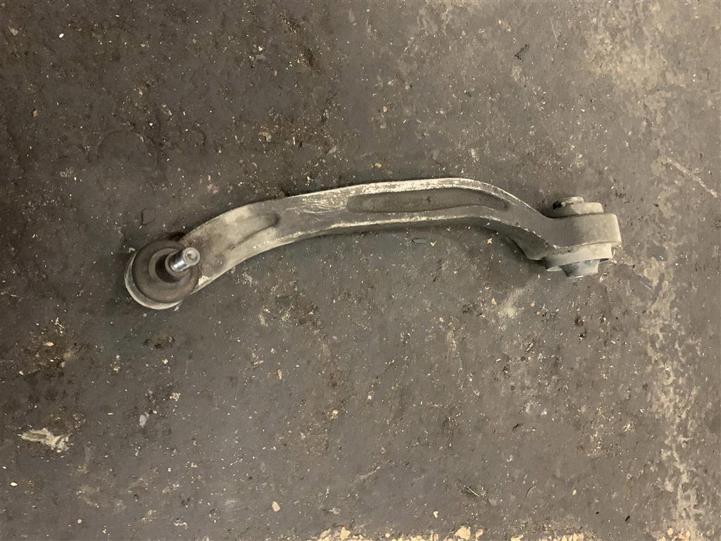 Audi A6 (C6 4F) Allroad quattro 2005-2012 для Рычаг передний левый