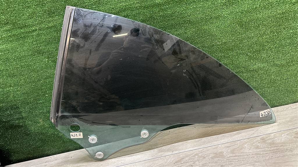 Mercedes-Benz W209 CLK coupe 2000-2005 для стекло заднее левое форточка