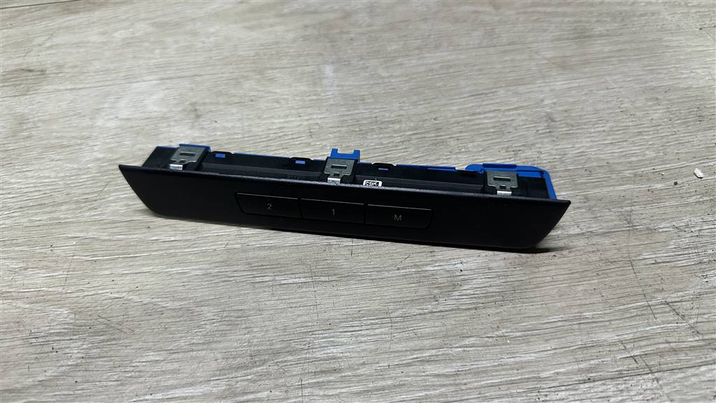 BMW 5-серия F10/F11 2009> для кнопка памяти сиденья