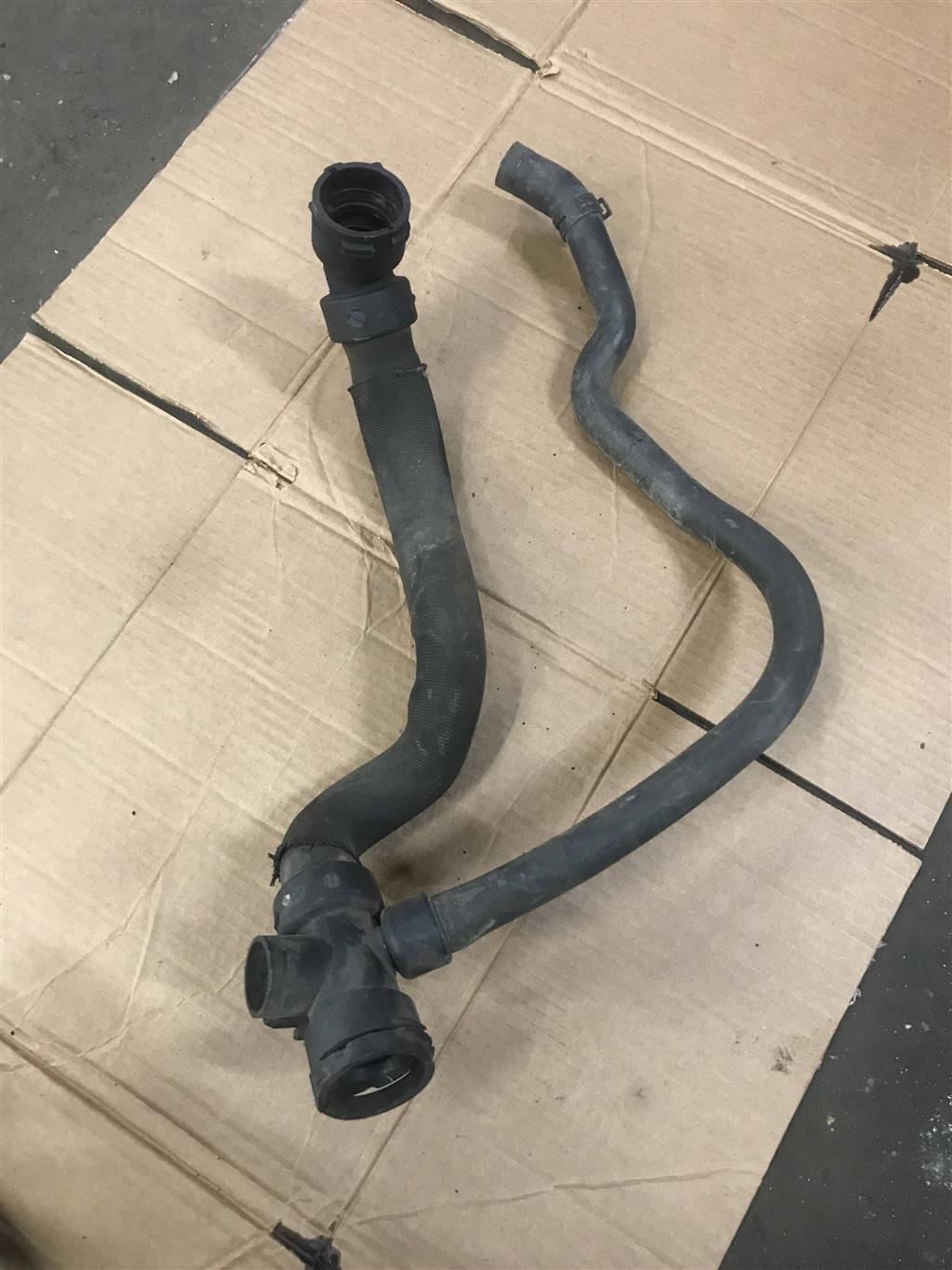 Audi A4 (B7) 2005-2007 для Шланг системы охлаждения