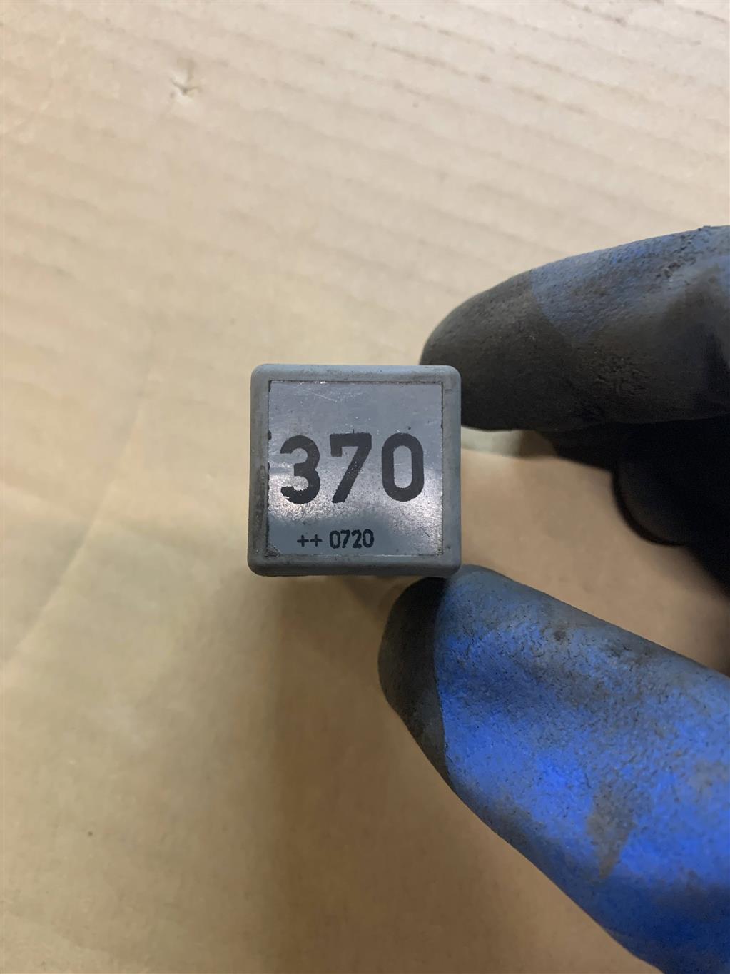 Audi Q7 (4L)  2005 - 2009 для Реле 370