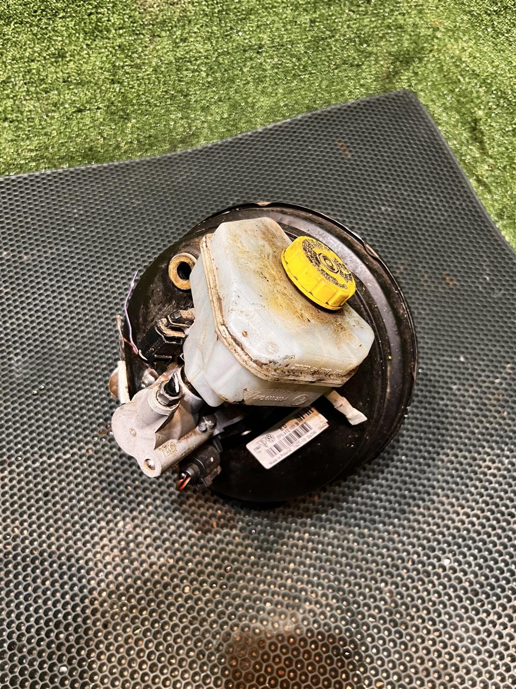 Porsche  Cayenne 958 2010-2014 для Усилитель тормозов вакуумный