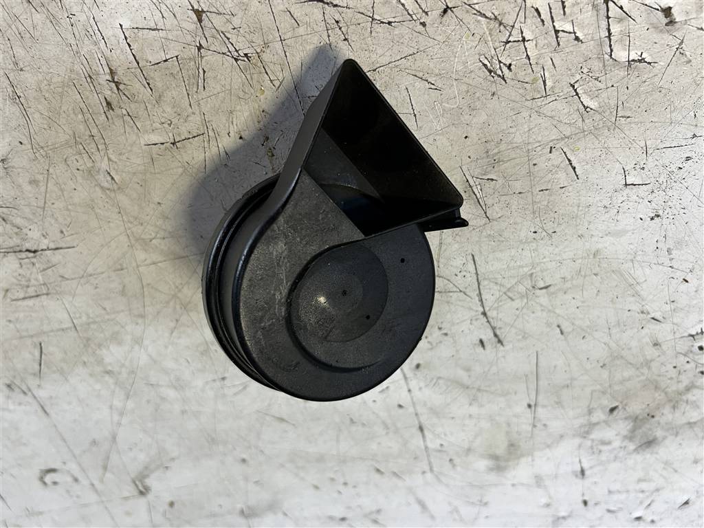 Audi A6 C7 для Сигнал звуковой