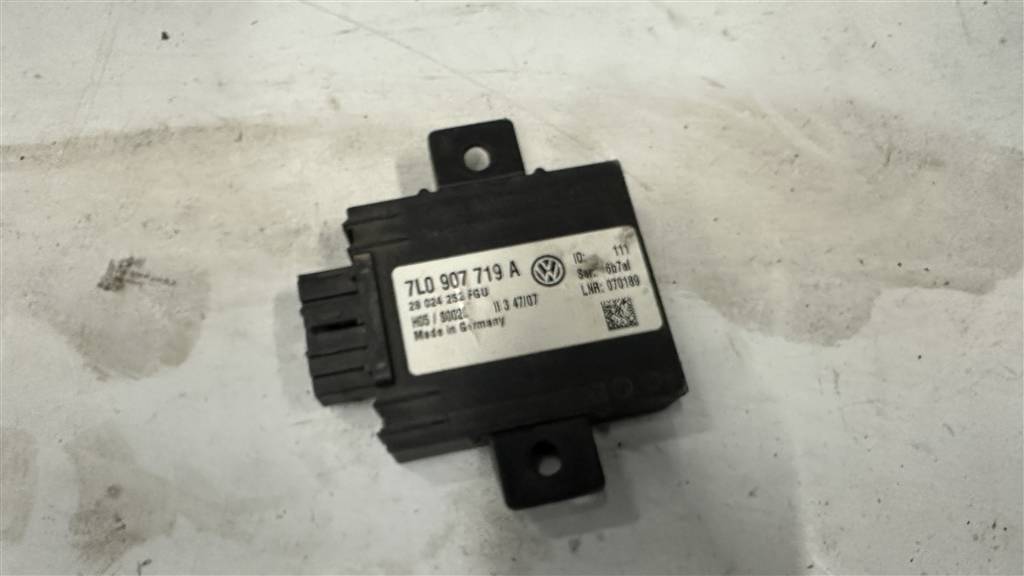 Volkswagen Touareg 7L 2002-2006 для Блок управления противоугонной системой