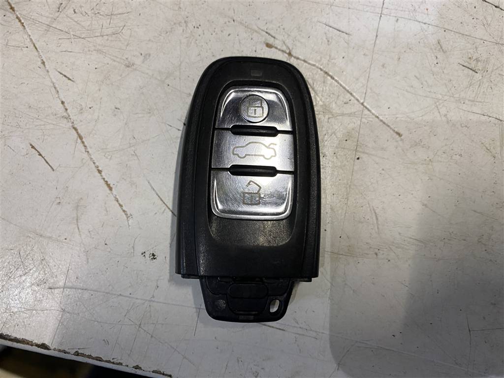 Audi A4 (B8) 2007-2012 для Ключ