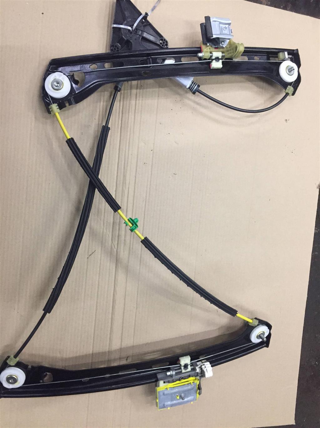 Mercedes-Benz W205 C205 Coupe для Стеклоподъемник передний правый