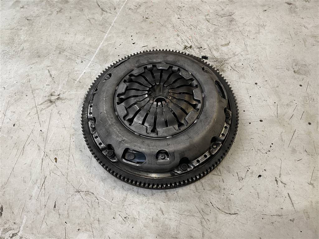 Skoda Octavia A7 для Маховик