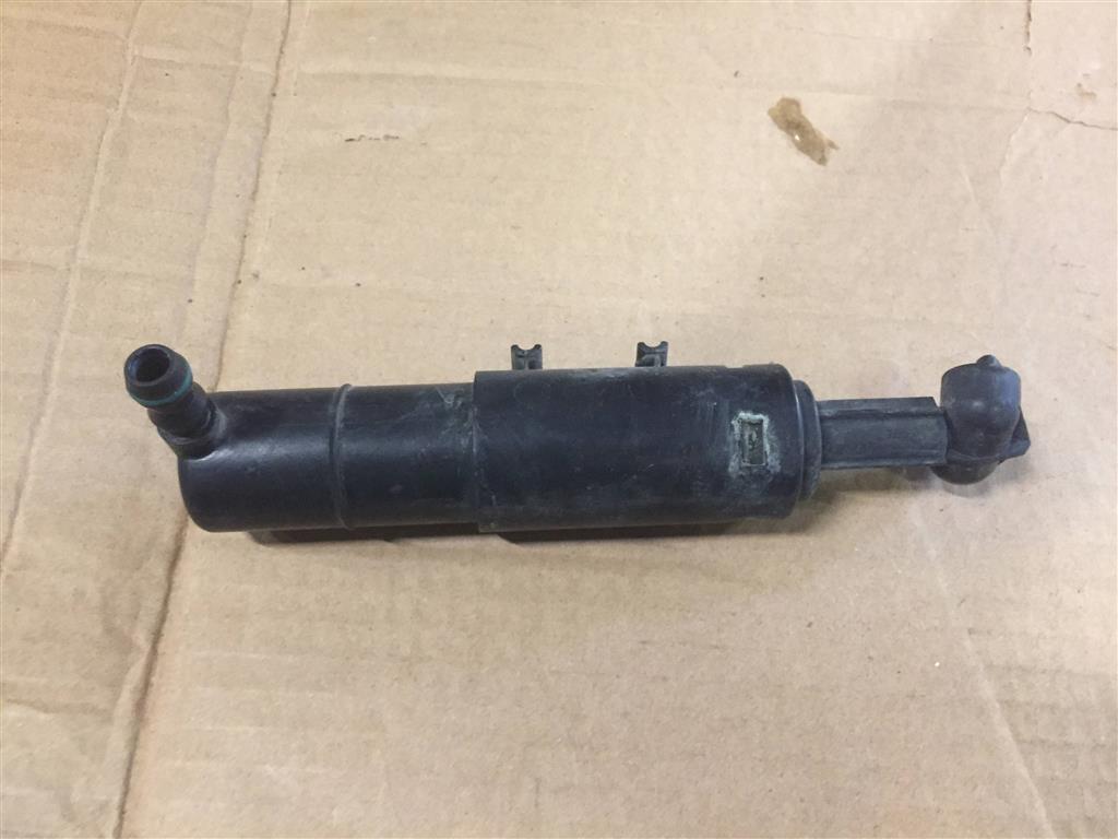 Mercedes-Benz W204 C-classe 2011-2015 рестайлинг для Форсунка омывателя фары