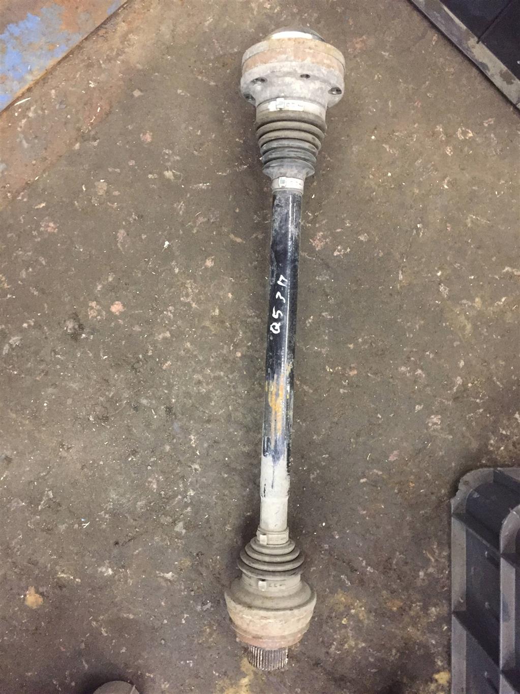 Audi Q5 (8R) 2012-2017 рестайлинг для Приводной вал (привод)