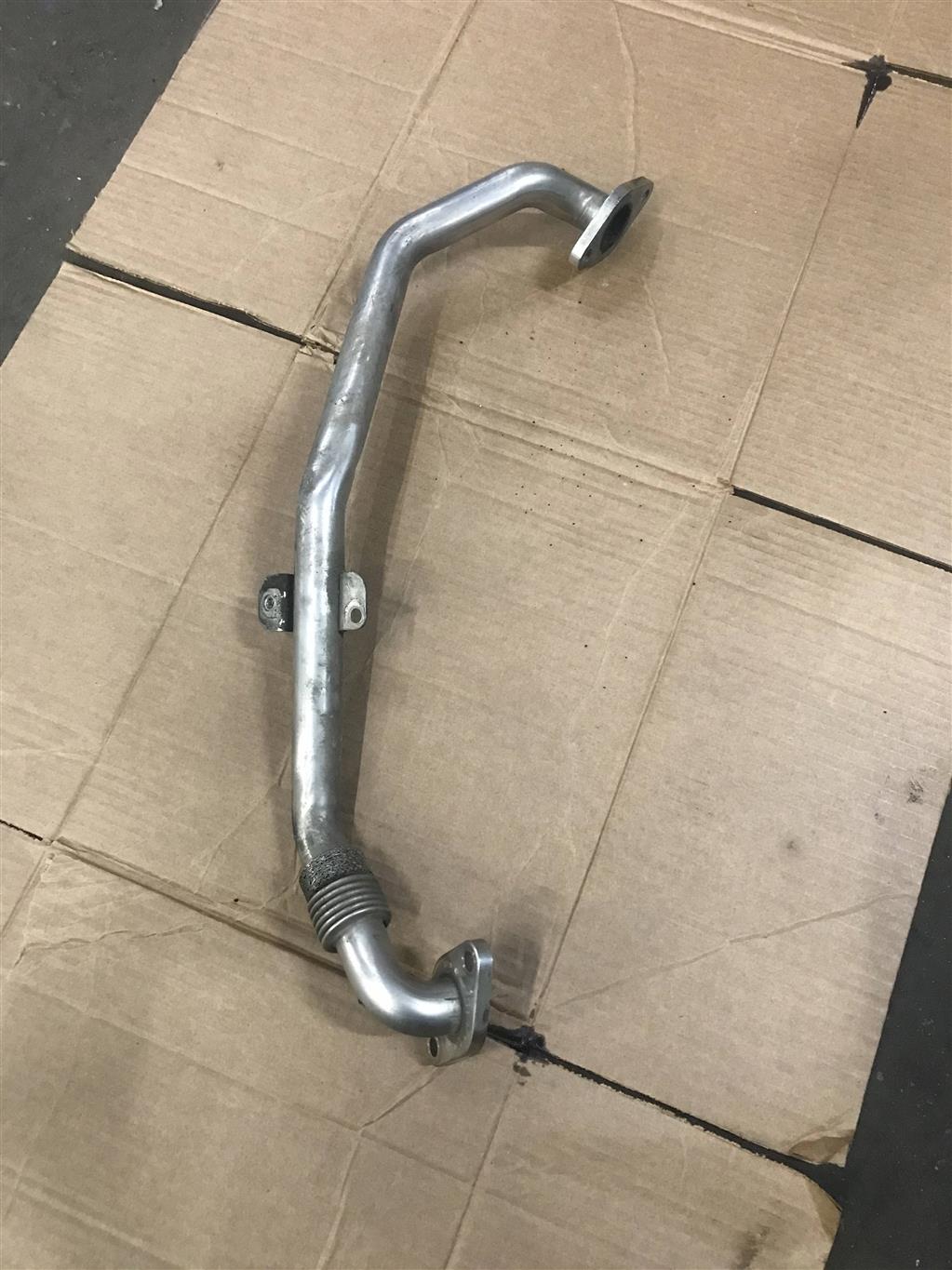 Audi A4 (B7) 2005-2007 для Трубка системы рециркуляции (EGR)