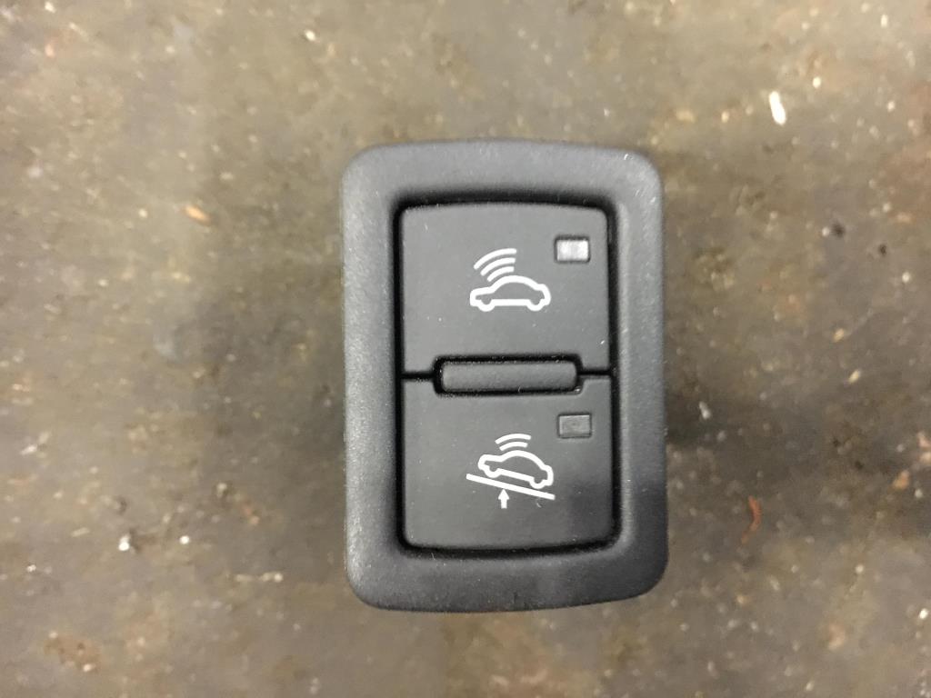 Audi A5/S5 Sportback (8T) 2007-2011 для Кнопка многофункциональная